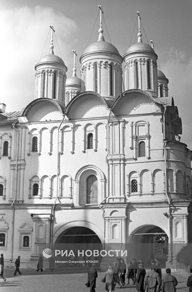 Патриарший дворец и церковь Двенадцати апостолов