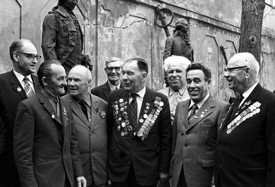 Итальянские борцы Сопротивления и советские ветераны...