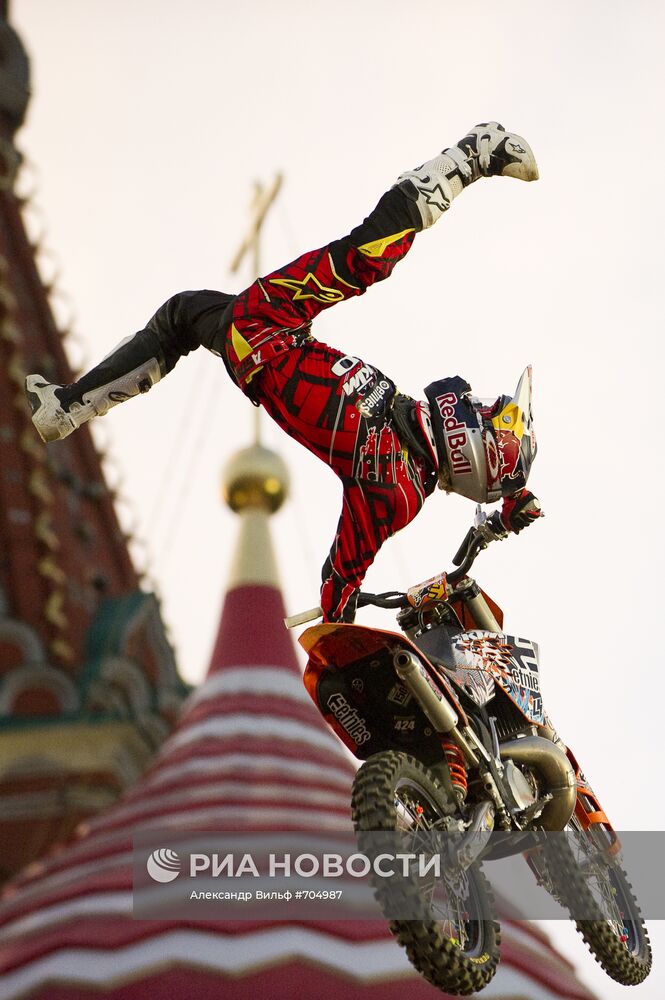 Фристайл-Мотокросс. Red Bull X-Fighters 2010