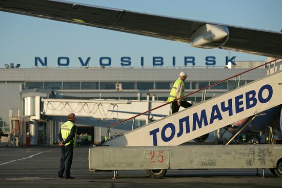 Аэропорт "Толмачево"