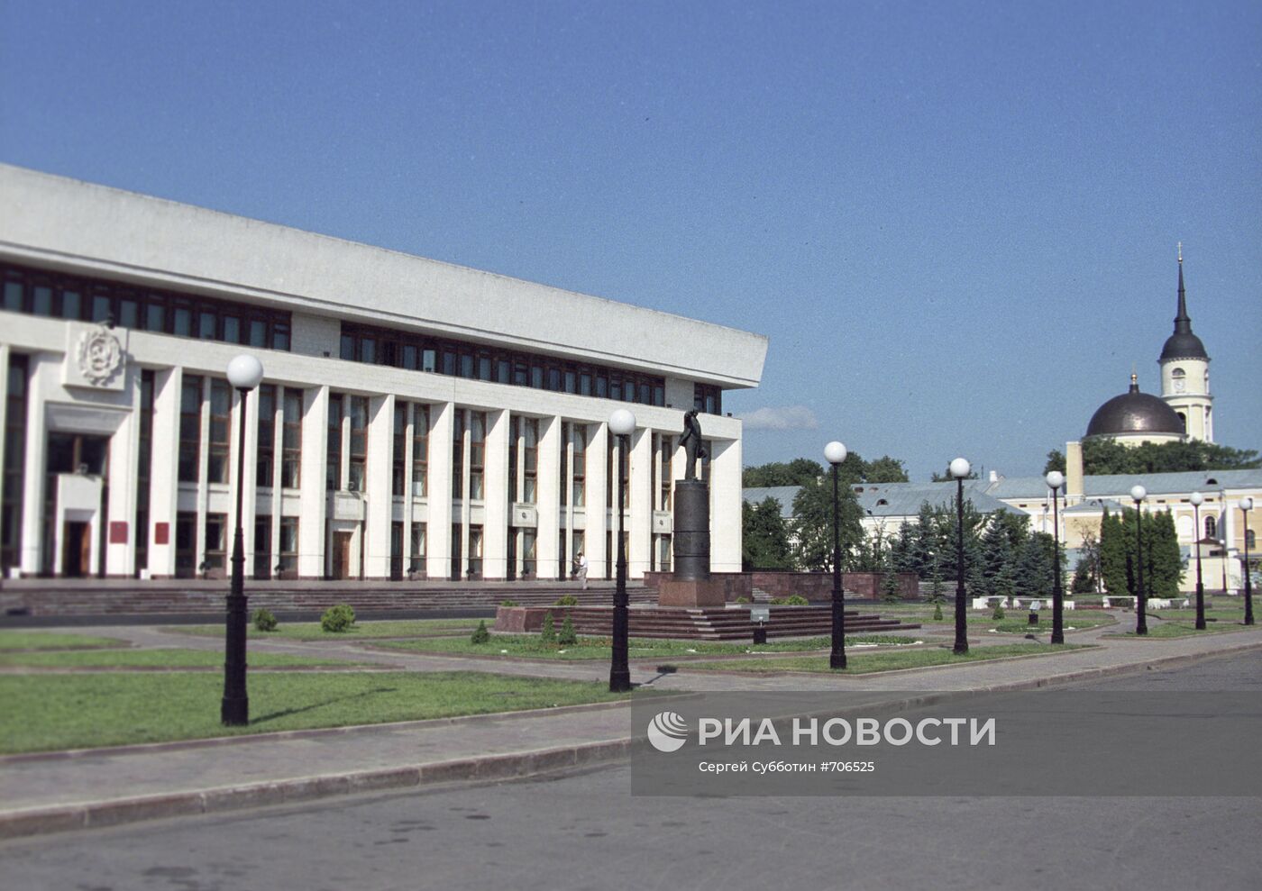 Здание областной администрации в городе Калуга