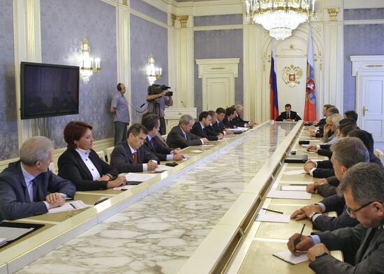 Бюджетное послание президента РФ Д.Медведева на 2011-2013 г.г.