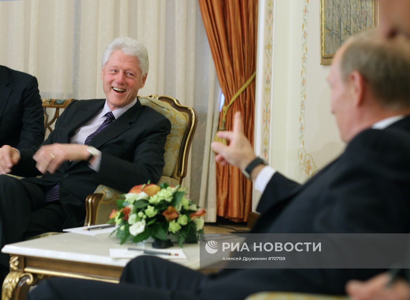 Владимир Путин встретился с Биллом Клинтоном