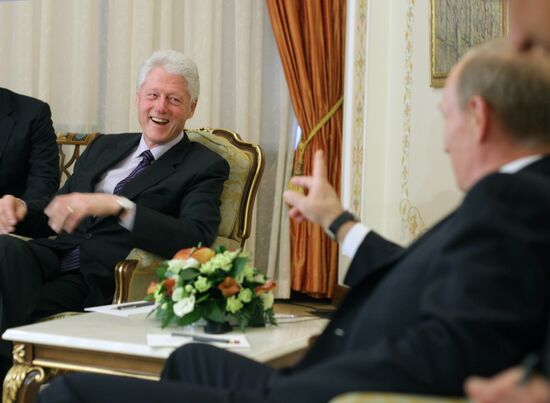 Владимир Путин встретился с Биллом Клинтоном