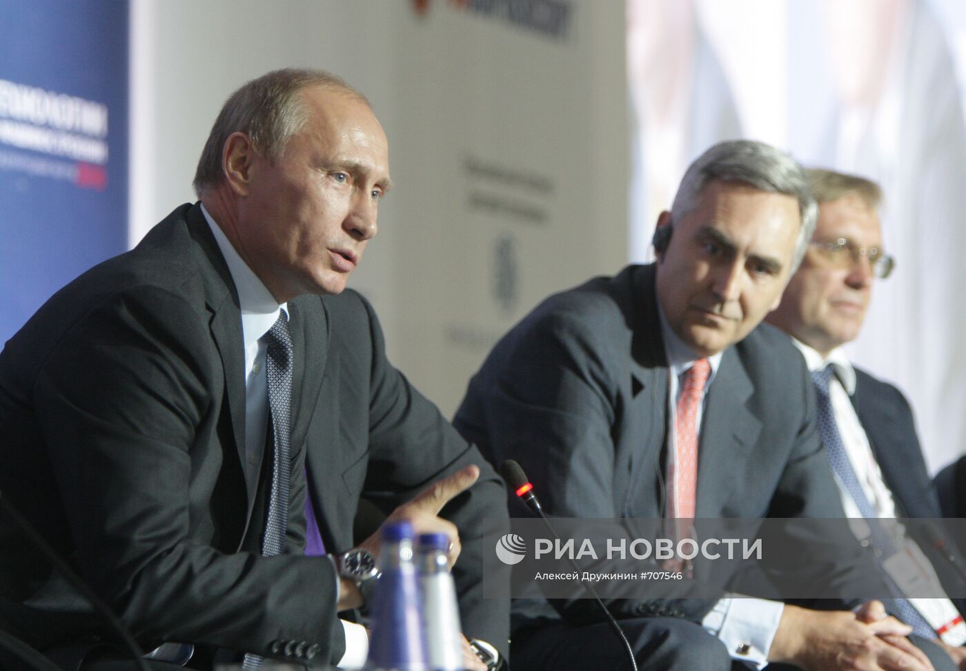 Владимир Путин и Петер Лешер