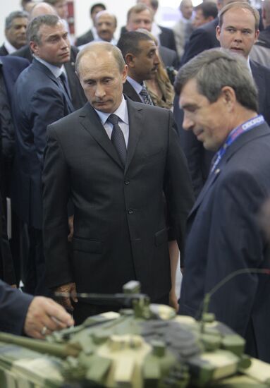 В.Путин на форуме "Технологии в машиностроении-2010"