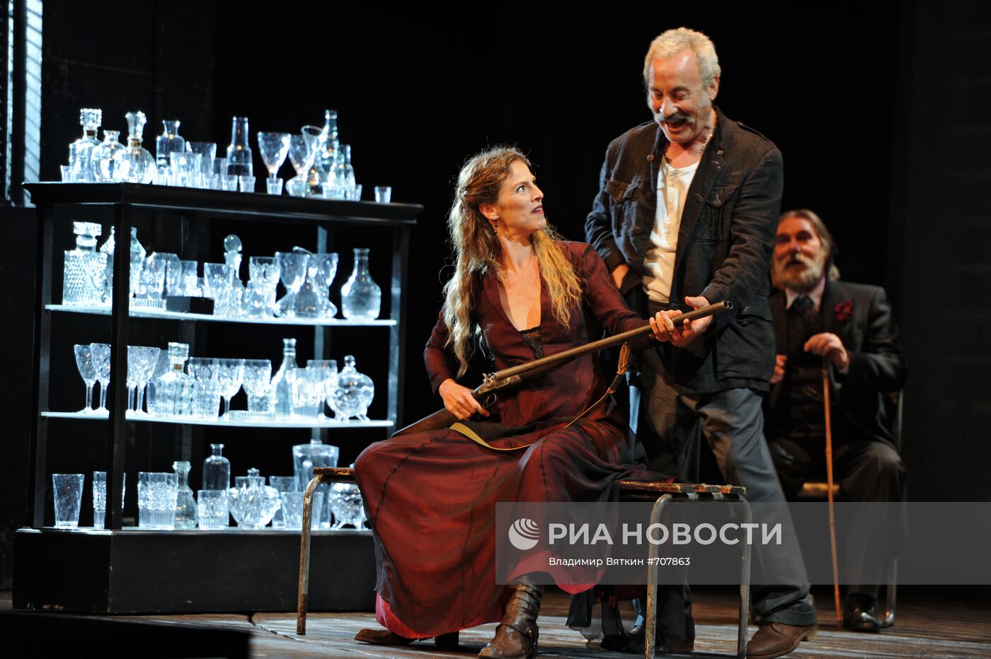 Спектакль Национального драматического центра Мадрида "Платонов"