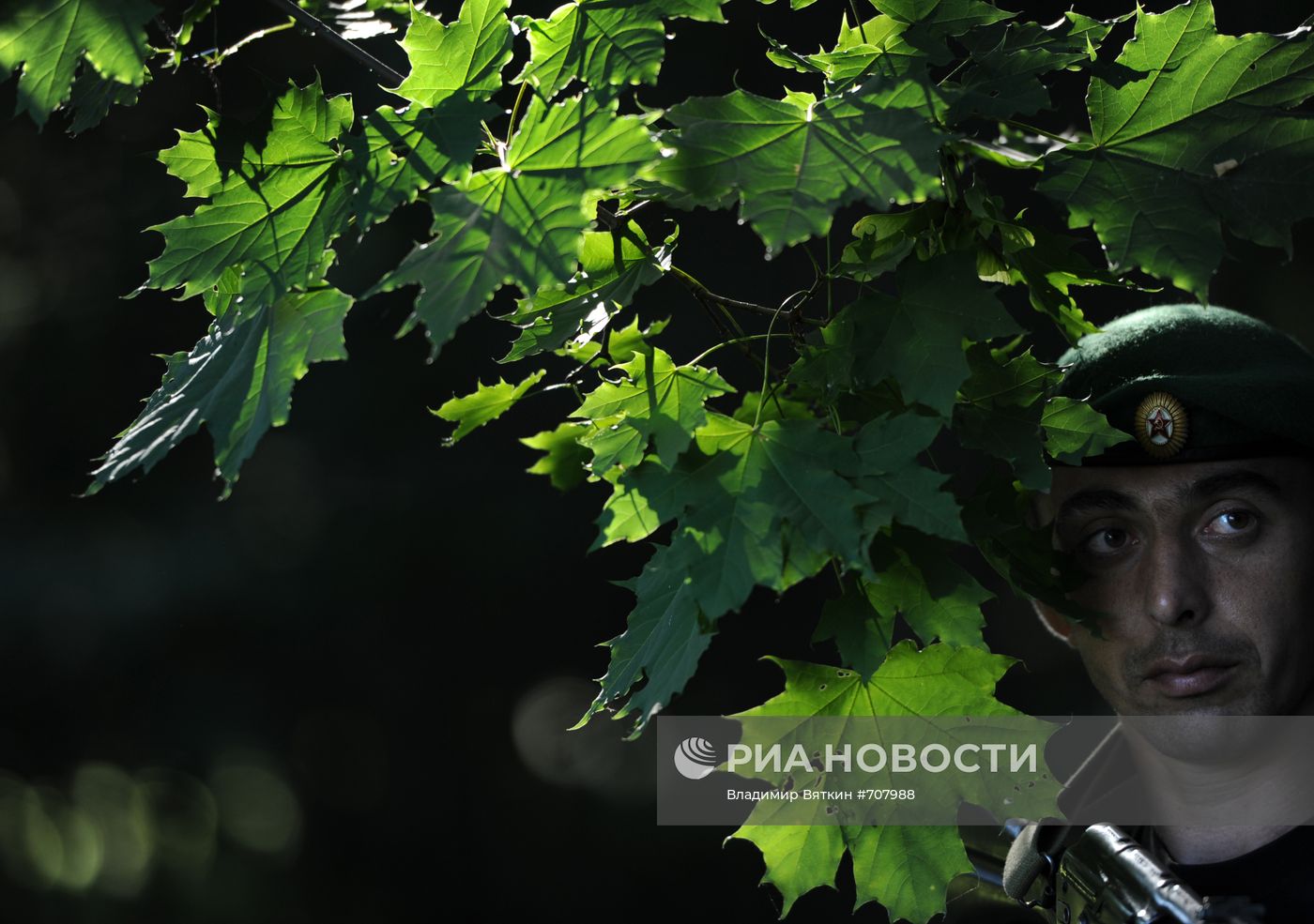 Сдача нормативов разведподразделением внутренних войск МВД РФ