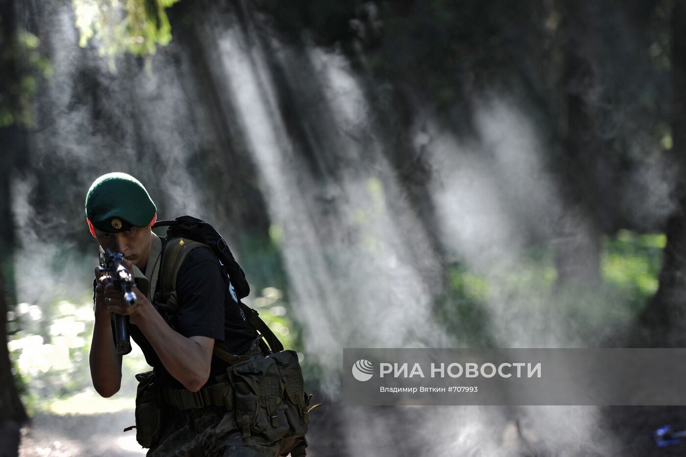 Сдача нормативов разведподразделением внутренних войск МВД РФ