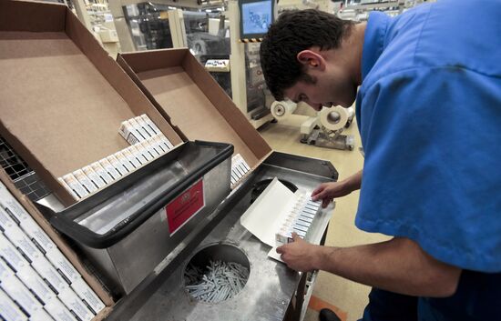 Контроль качества сигарет Parliament