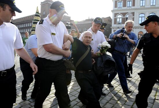 Полиция Риги не дала провести профашистский марш