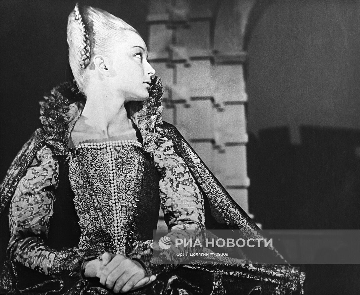 Кадр из фильма "Гамлет" Григория Козинцева