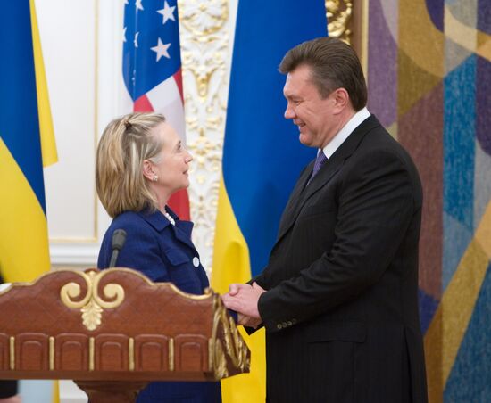 Официальный визит Госсекретаря США Хиллари Клинтон на Украину