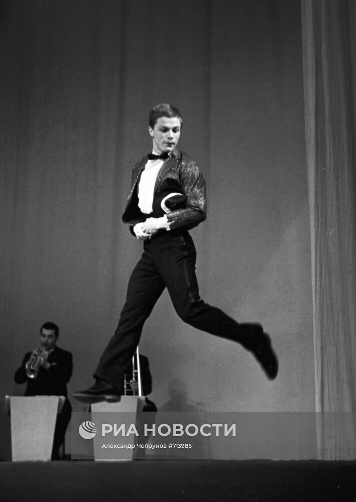 Владимир Шубарин во время выступления