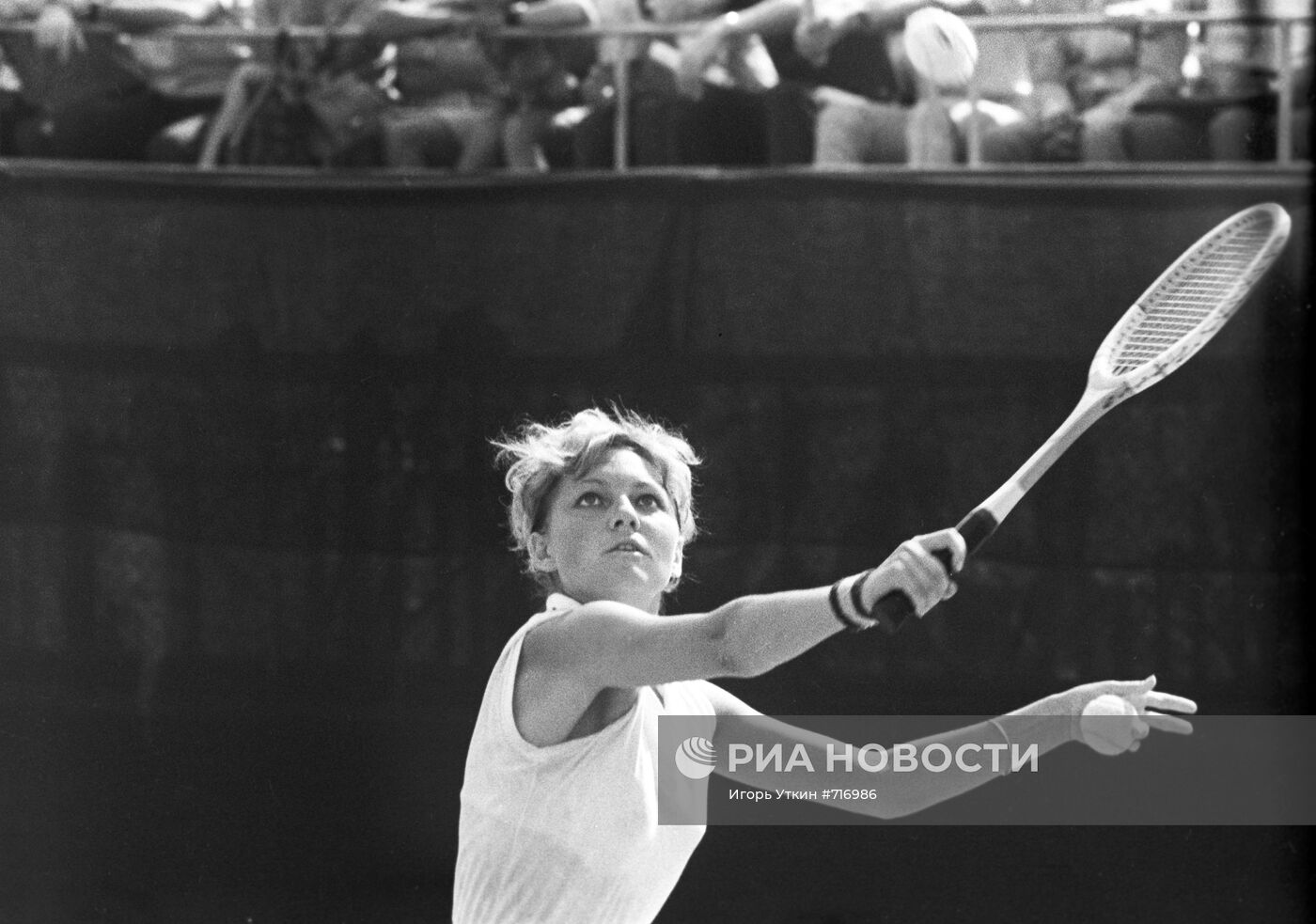 Теннисистка Марина Крошина