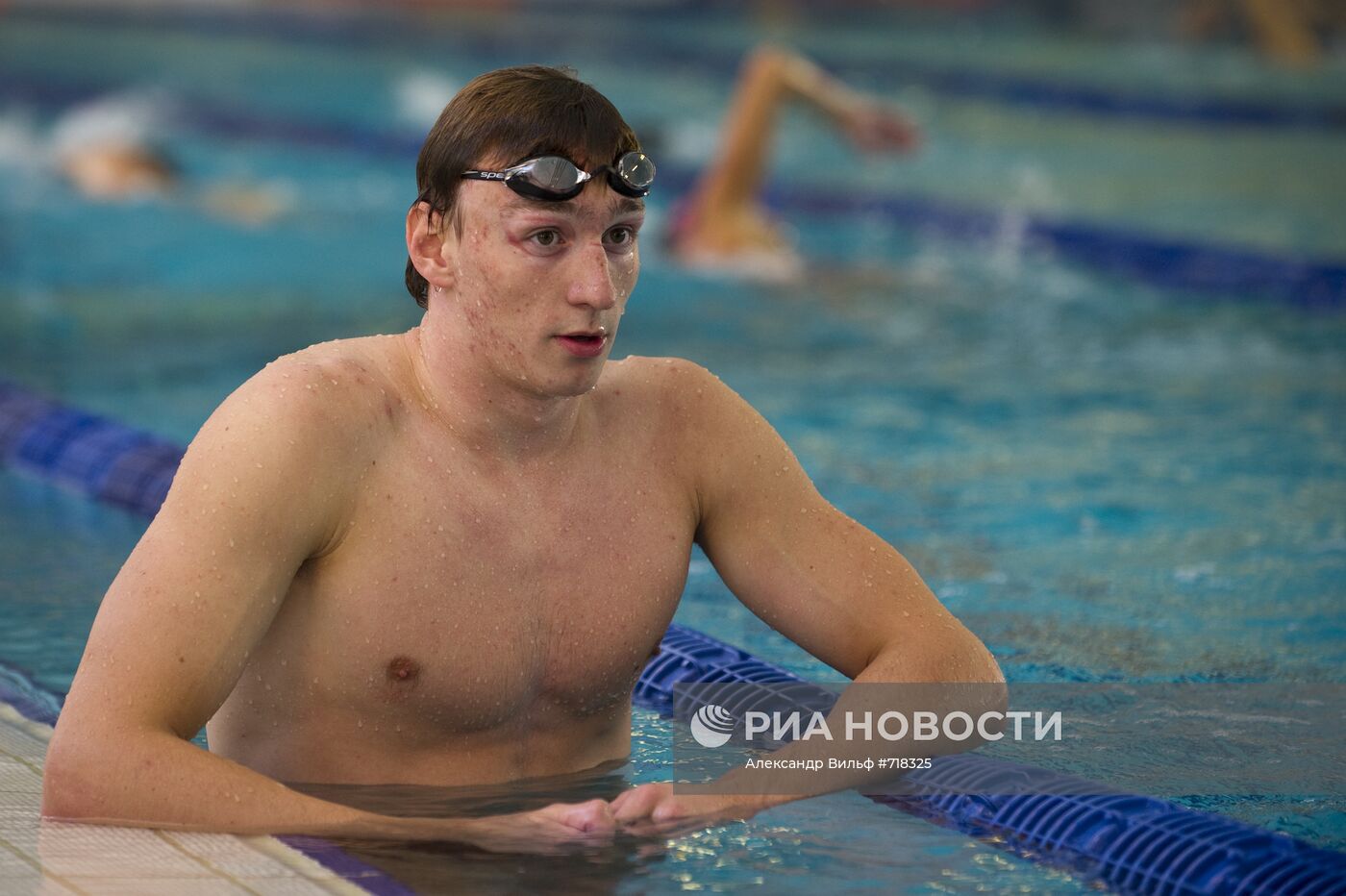 Данила Изотов