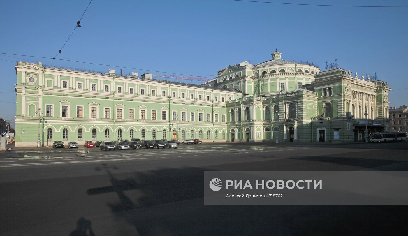 Здание Мариинского театра