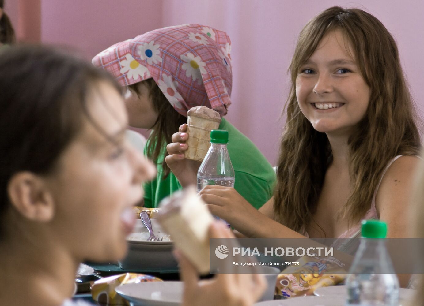 В столовой МДЦ "Артек"