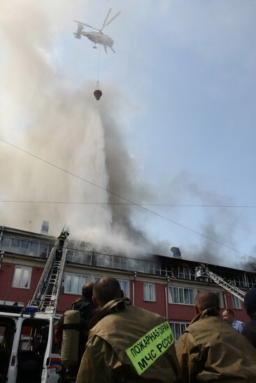 Пожар в Центре имени Грабаря на улице Радио в Москве