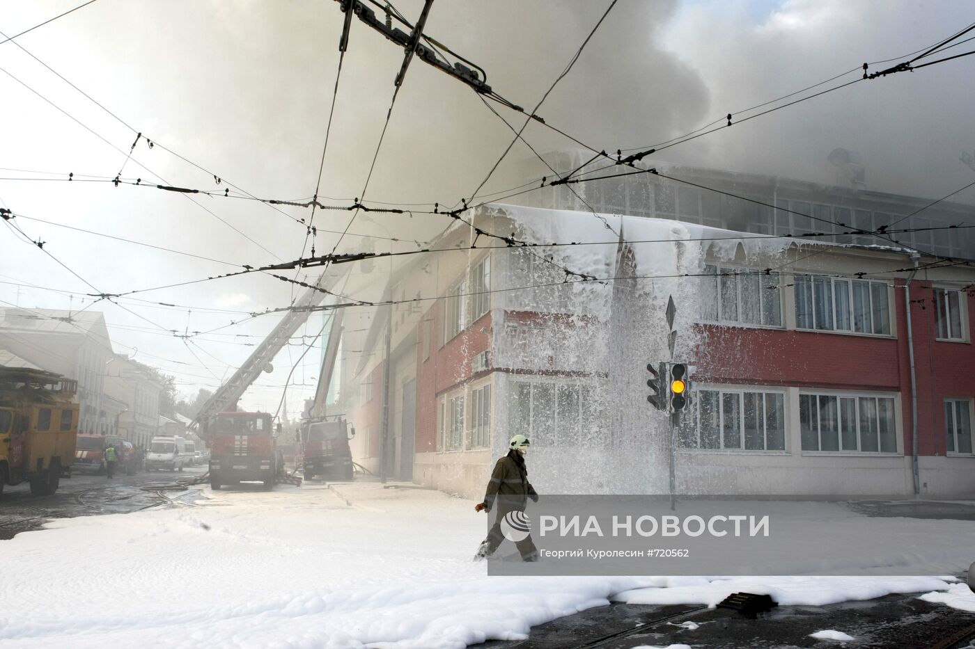 Пожар в Центре имени Грабаря на улице Радио в Москве