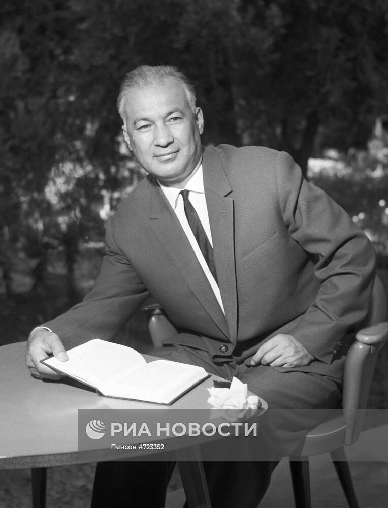 Первый секретарь ЦК КП Узбекистана Ш.Р.Рашидов