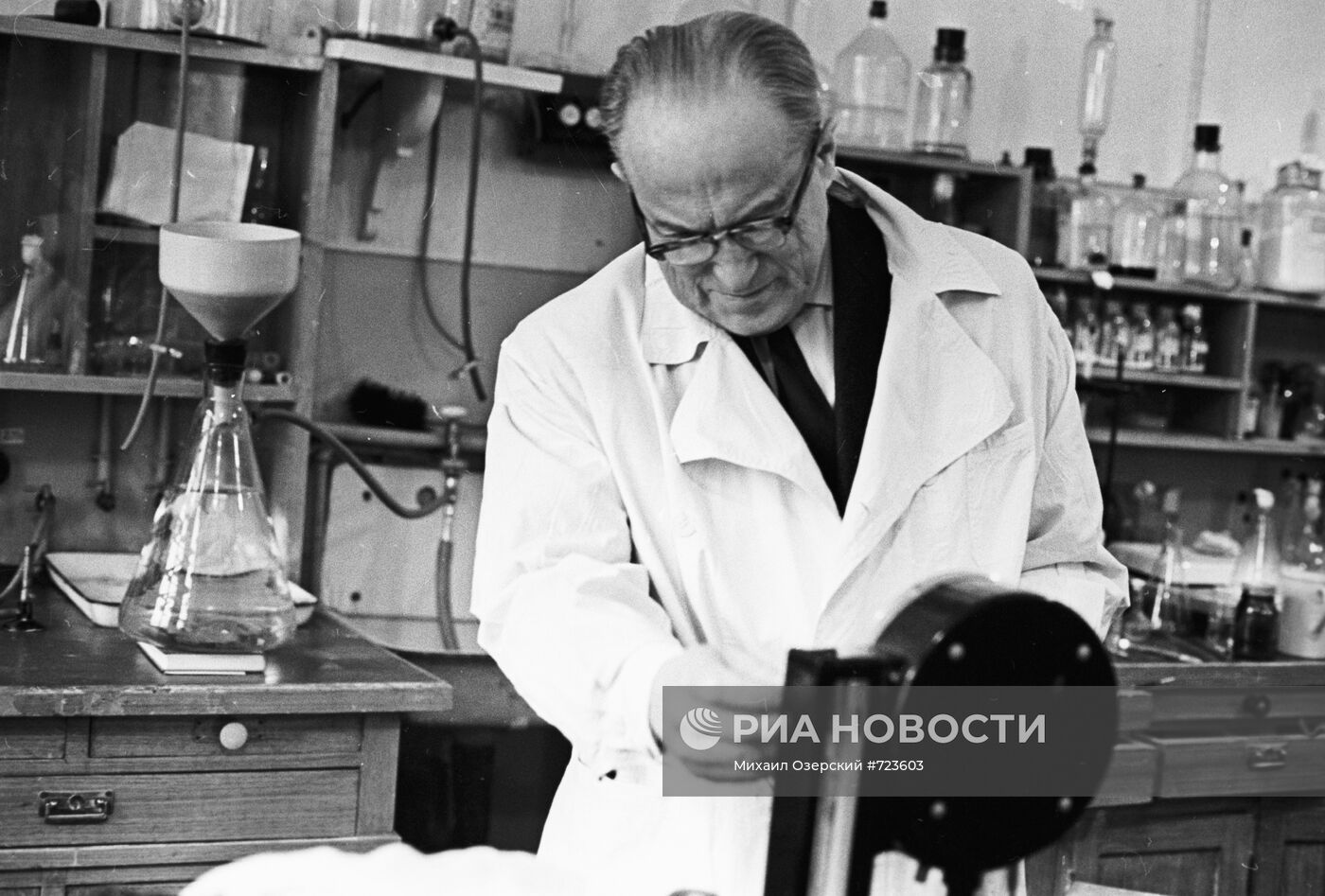 Лев Зильберман