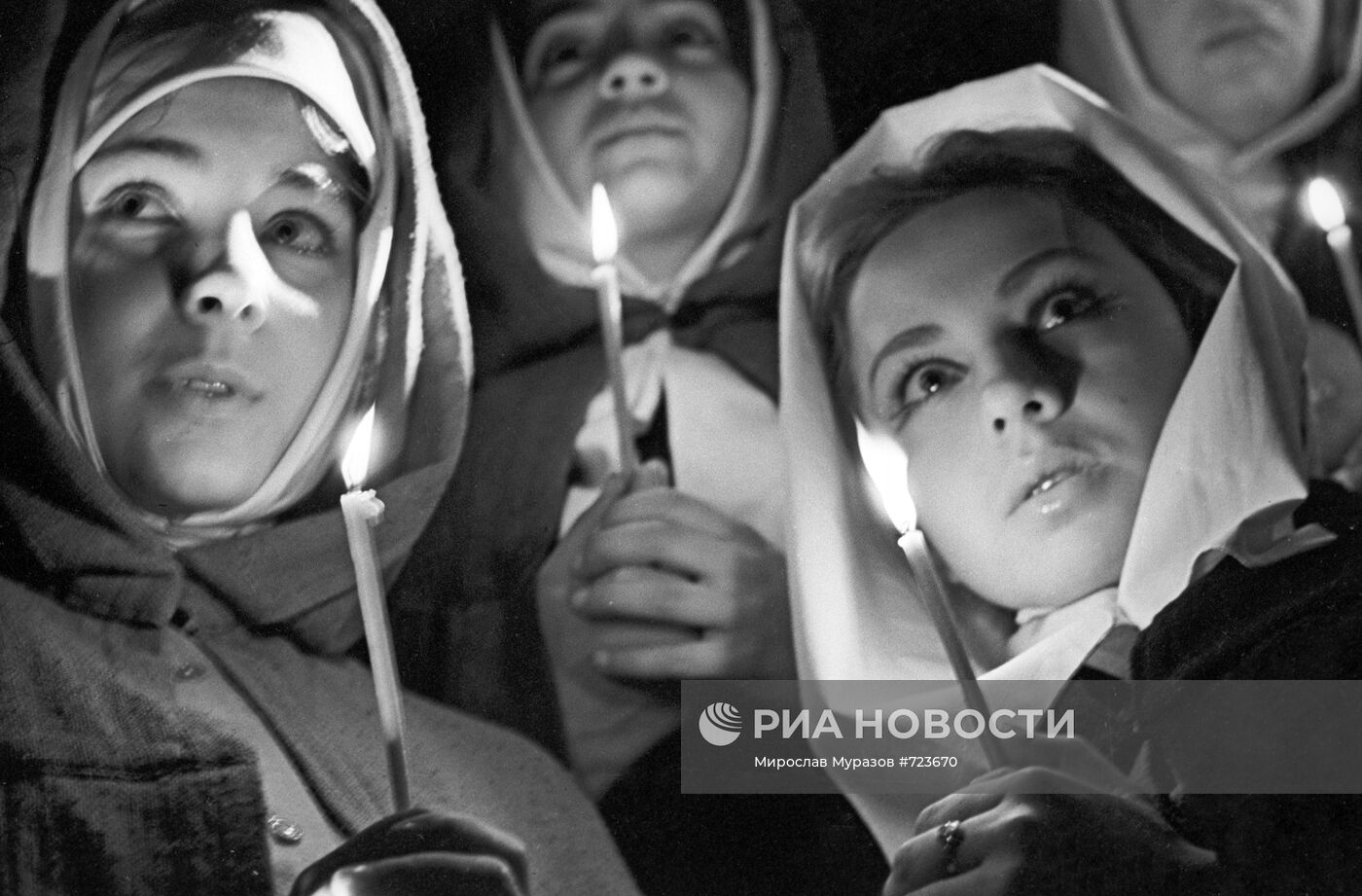 Актрисы Лионелла Скирда, Татьяна Ухарова и Ольга Ярошенко