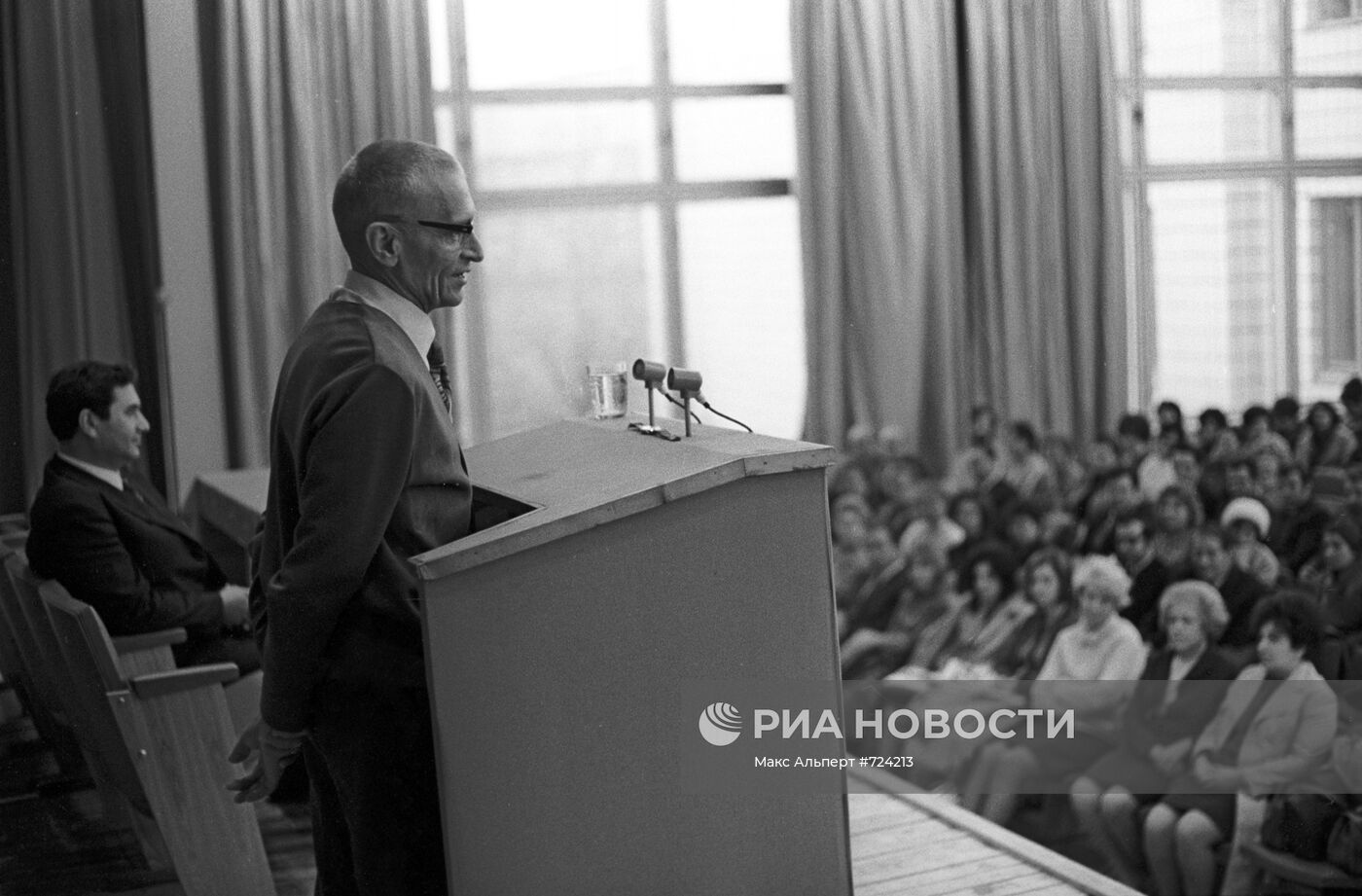 Хирург Николай Михайлович Амосов