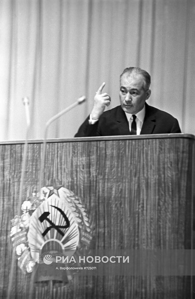 Первый секретарь ЦК КП Узбекской ССР Ш.Р.Рашидов