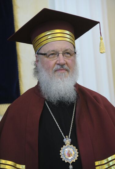 Патриарх Кирилл стал почетным доктором юридической академии