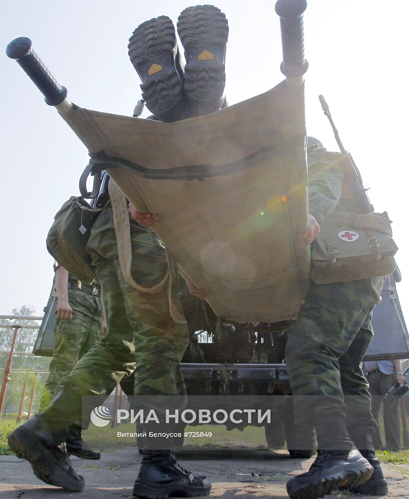 Комплексные учения военных врачей и офицеров запаса