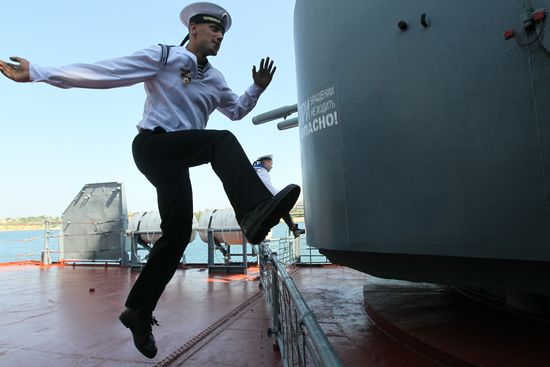 Подготовка к празднованию Дня ВМФ в Севастополе