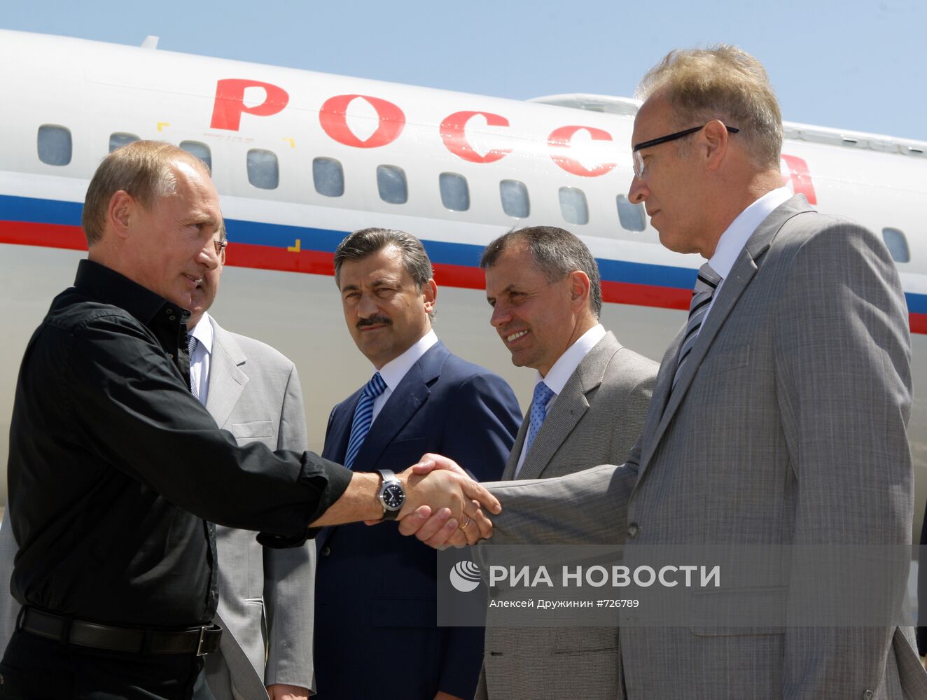 Визит премьер-министра РФ Владимира Путина в Крым