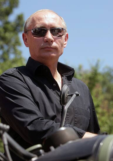 Владимир Путин на байк-шоу под Севастополем