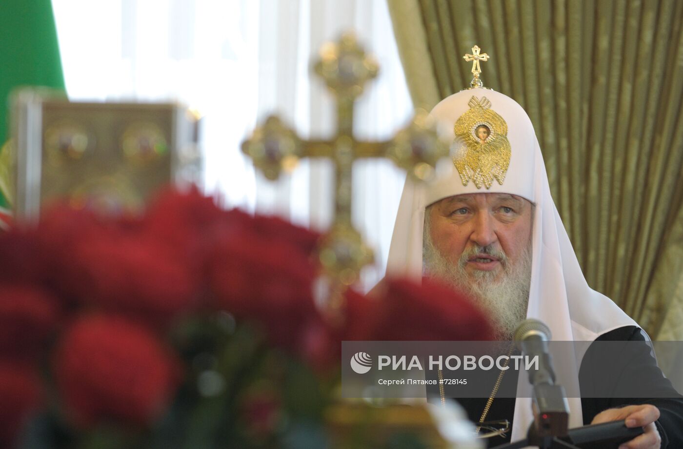 Патриарх Кирилл на заседании Священного Синода