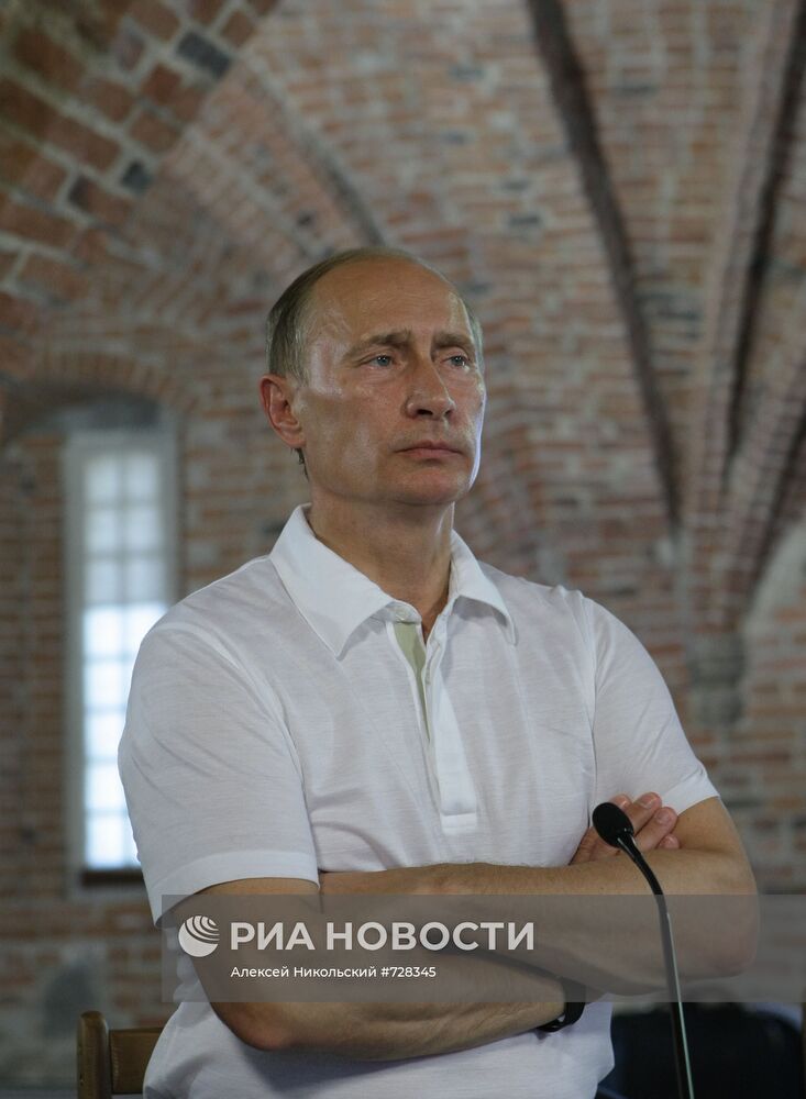 Рабочая поездка Владимира Путина в Великий Новгород