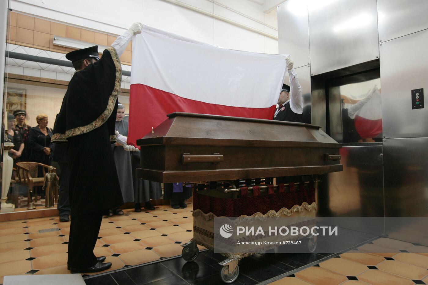 В кремационном зале Новосибирского крематория