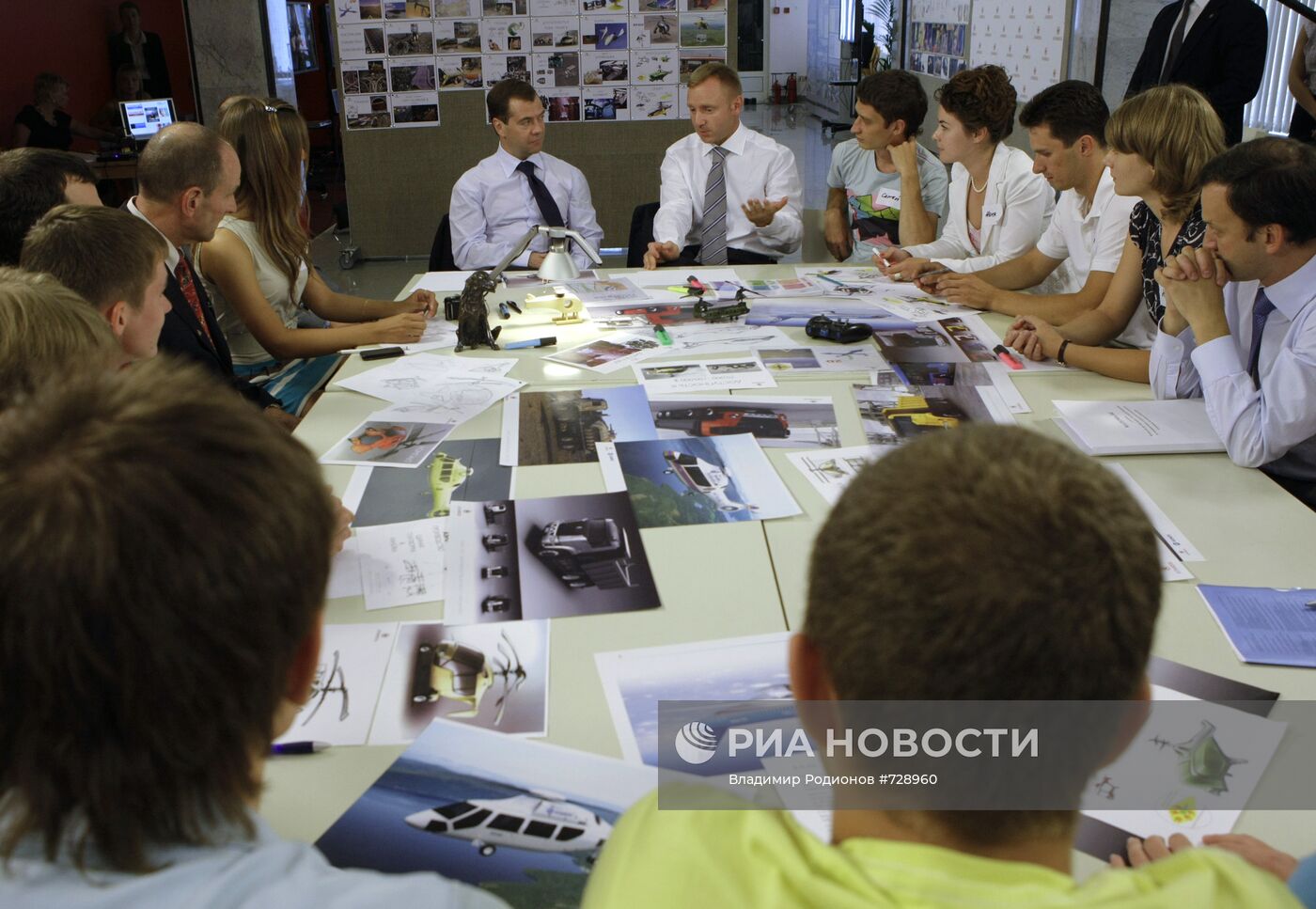 Дмитрий Медведев посетил НИТУ "МИСиС"