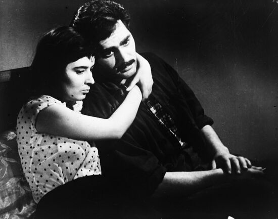 Кадр из фильма "Чужие дети"