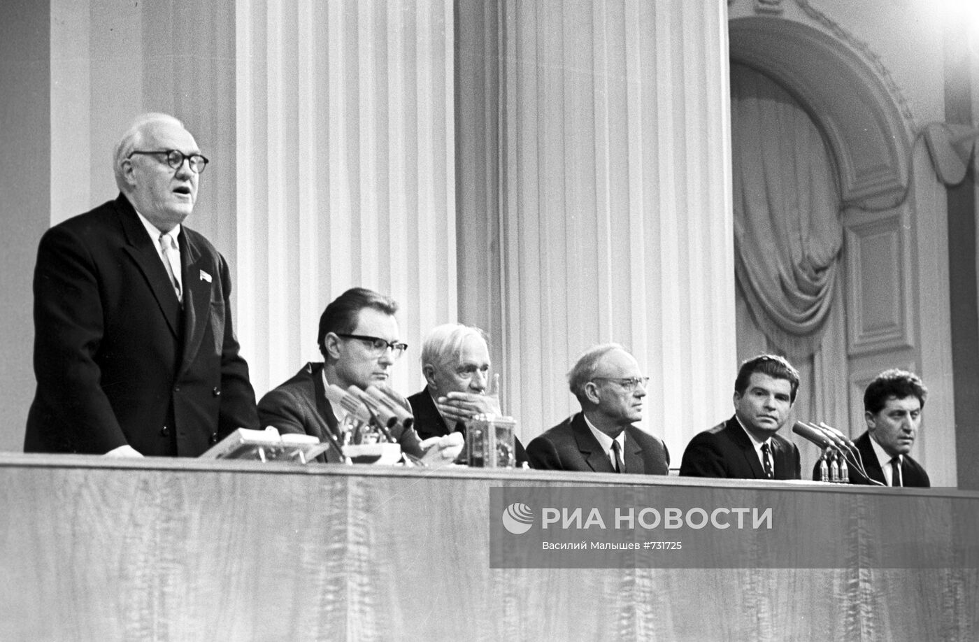 Церемония вручения Ленинской премии 1962-го года в Кремле