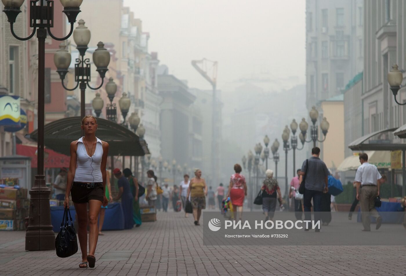 Дым от лесных пожаров в Москве
