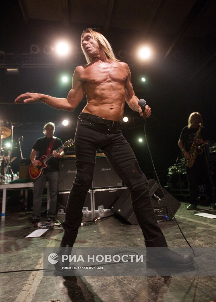 Концерт американского певца Игги Попа и его группы The Stooges