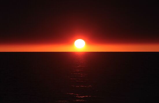 Экспедиция буксира "Неотразимый" в район архипелага Новая Земля