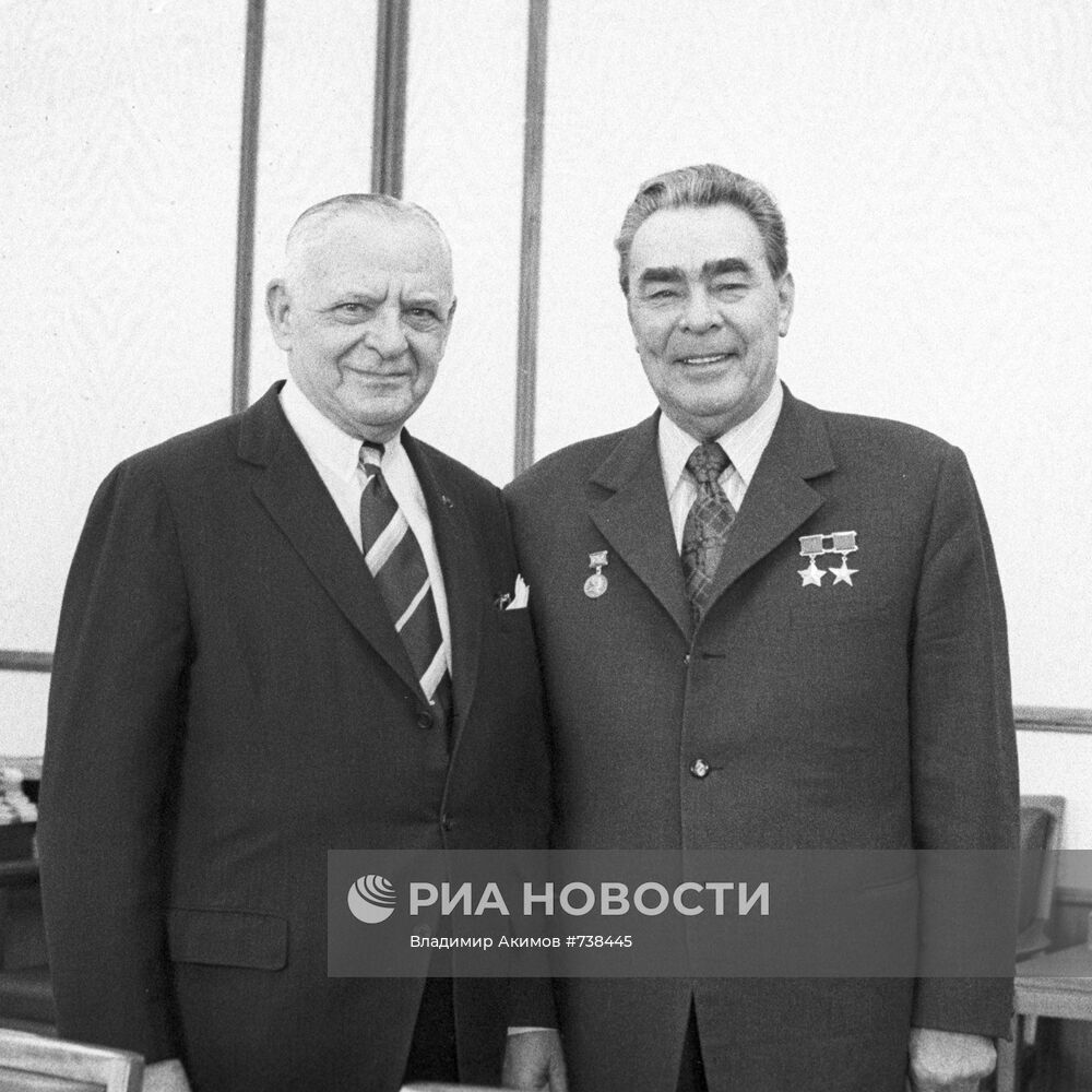 Встреча Леонида Брежнева и Арманда Хаммера