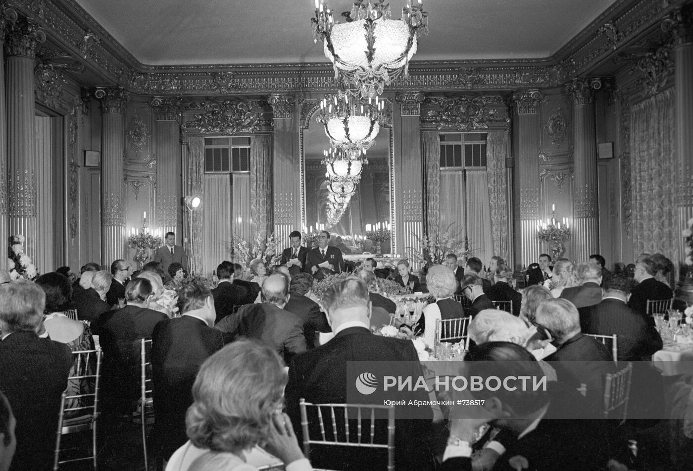 Обед в посольстве СССР в США