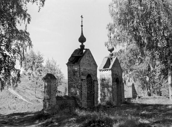 Церковные ворота в Плесе