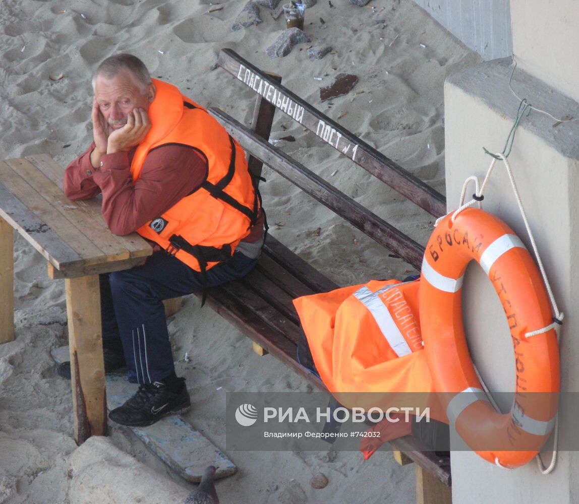 Спасательный пост на пляже Светлогорского курорта