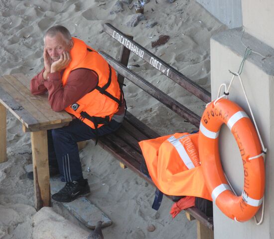 Спасательный пост на пляже Светлогорского курорта