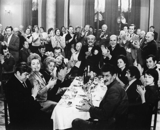 Кадр из фильма "Из жизни отдыхающих"