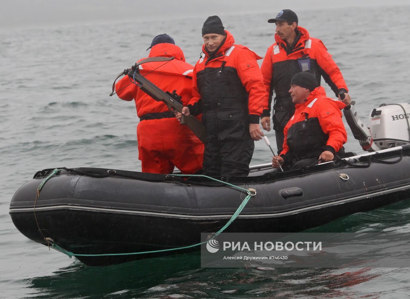 Владимир Путин посетил бухту Ольга